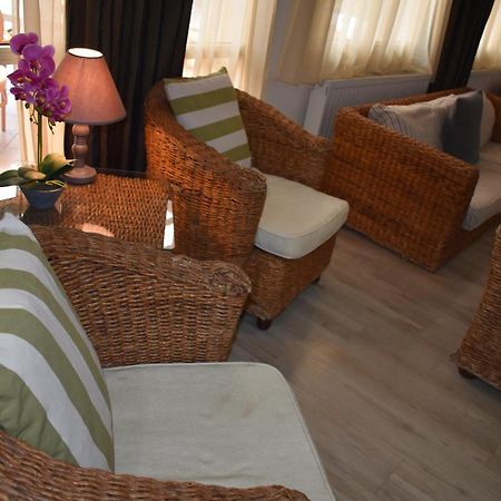 חוף גוברנור Andreas & Melanie Beach Hotel מראה חיצוני תמונה