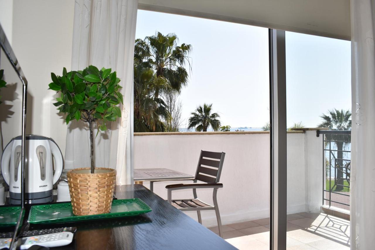 חוף גוברנור Andreas & Melanie Beach Hotel מראה חיצוני תמונה